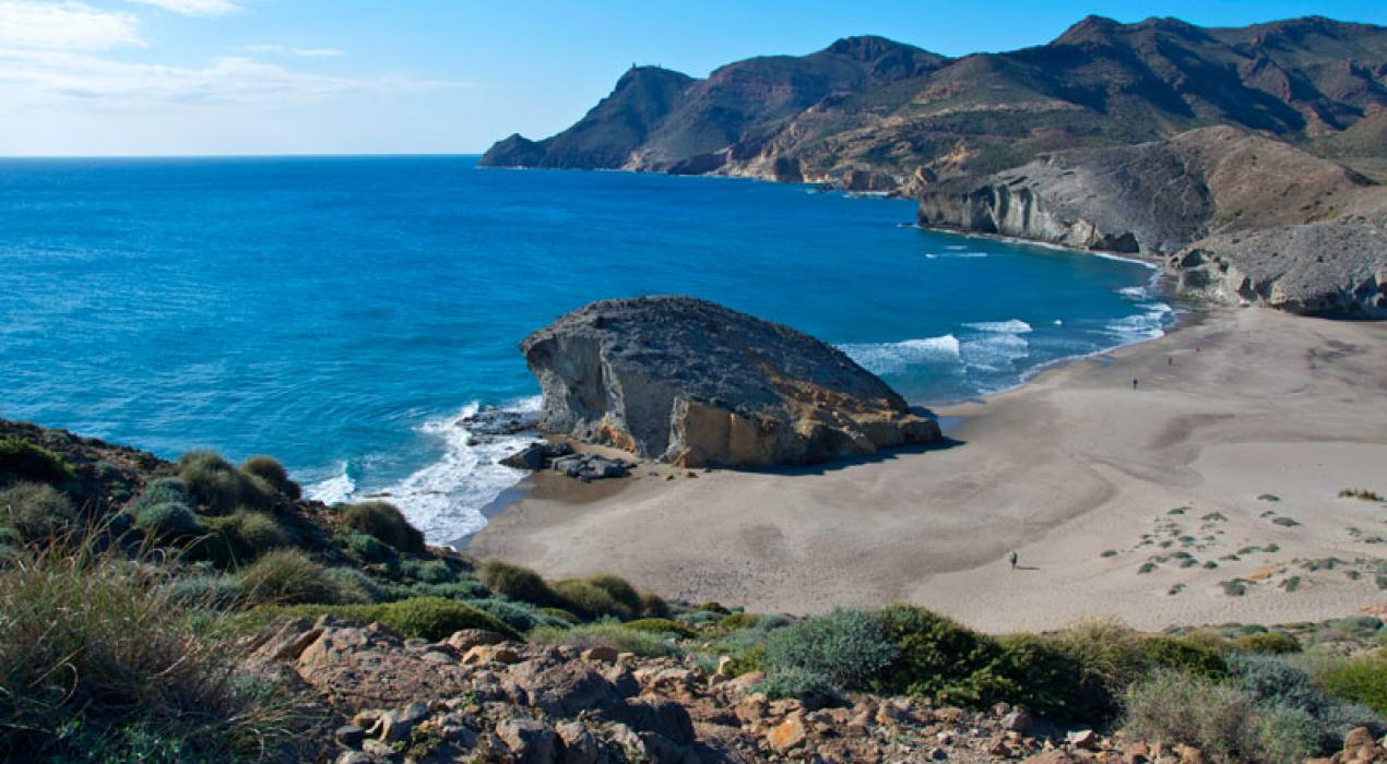 Andalucía. Playas. Revista Viajeros