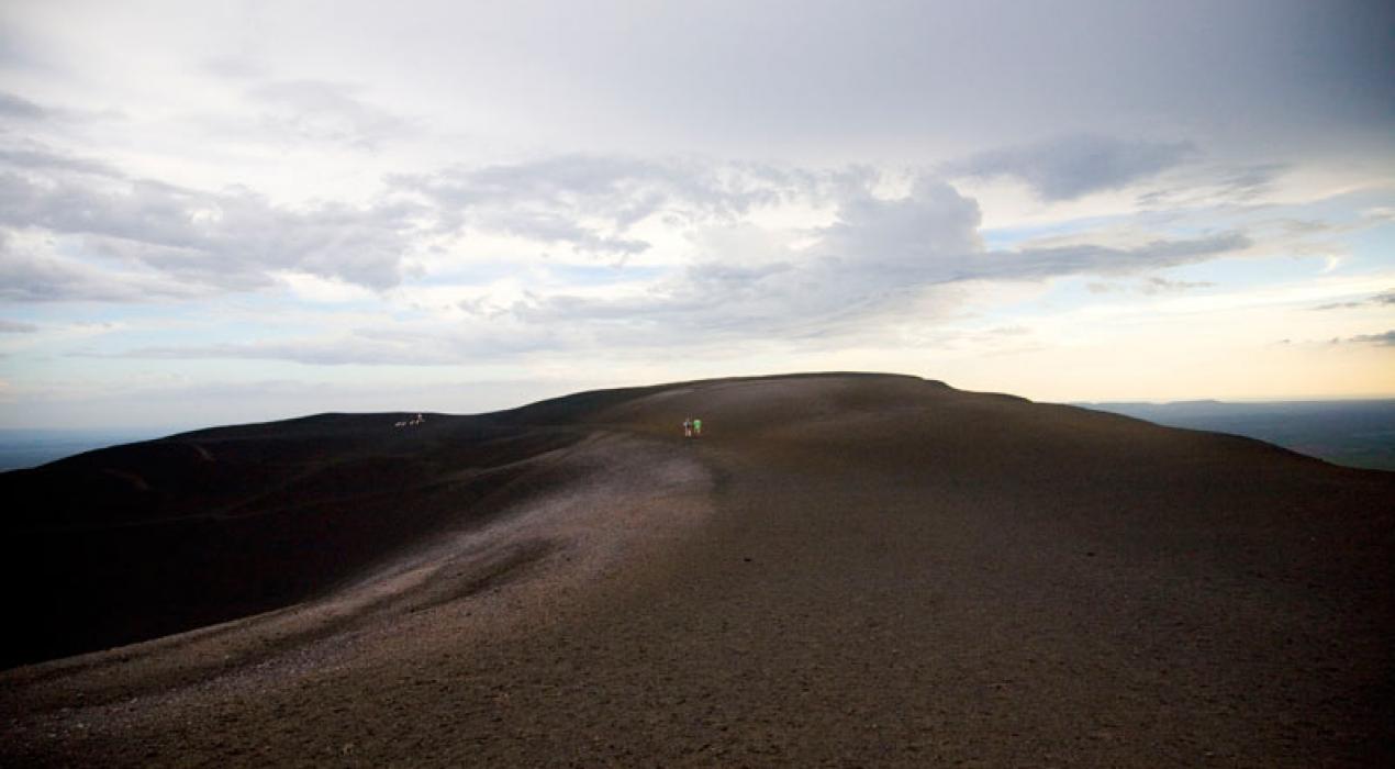 Nicaragua_VolcánCerroNegro_Rev.Viajeros