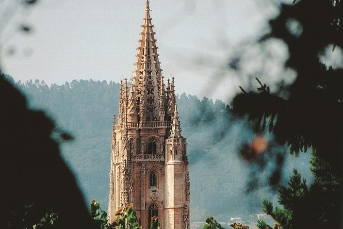 oviedo_02_Vista_de_la_catedral